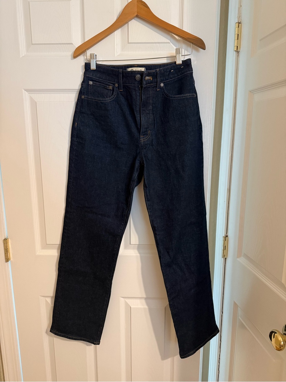 Madewell Woman’s “Curvy 90s straight” jeans Size 27